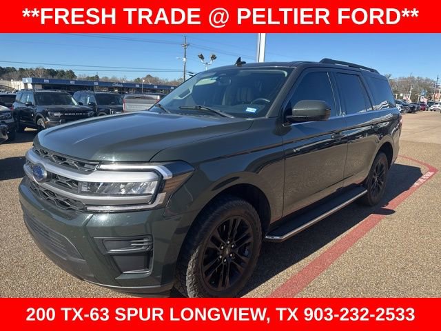 Used 2022 Ford Expedition XLT image 3