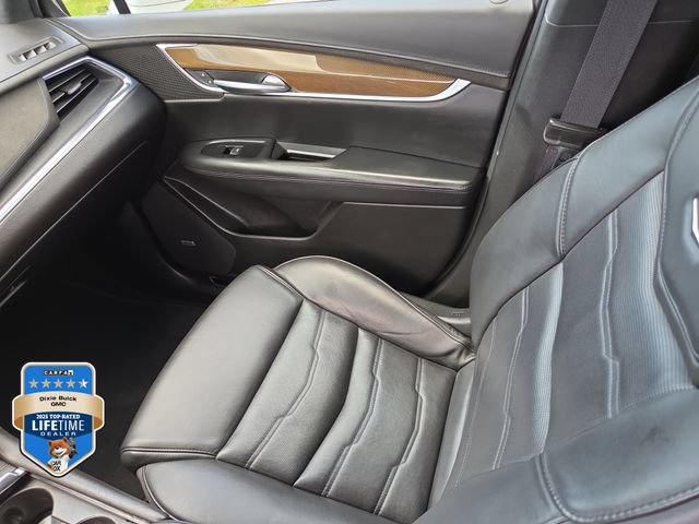 Certified 2018 Cadillac XT5 Platinum w/ Driver Assist Package AWD/4WD image 15
