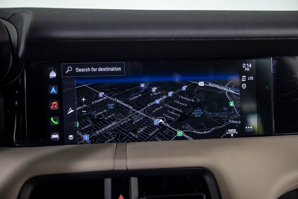 Used 2023 Porsche Taycan w/ Premium Package image 31