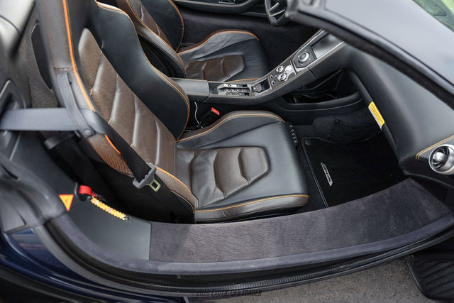 Used 2013 McLaren MP4-12C Spider RWD image 54