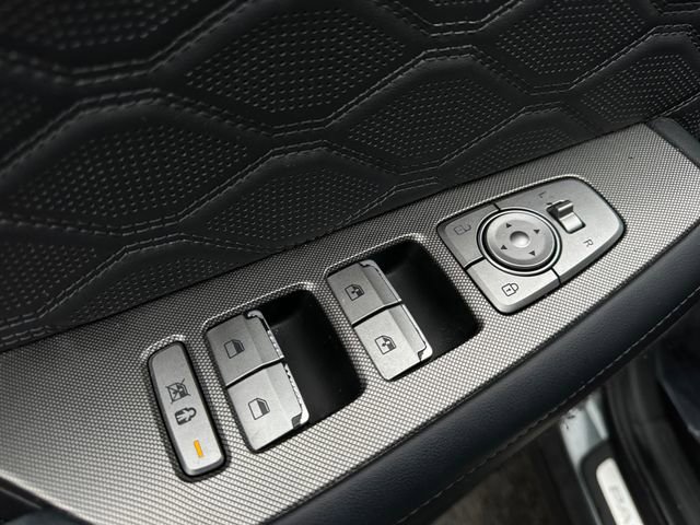 Used 2020 Hyundai Palisade Limited image 14