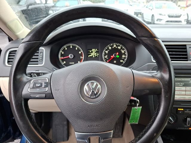 Used 2012 Volkswagen Jetta SE image 19