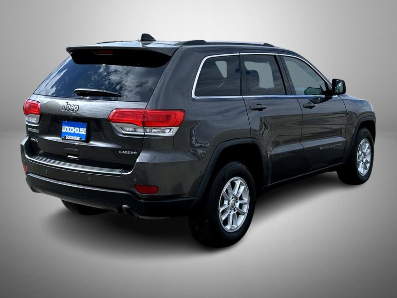 Used 2018 Jeep Grand Cherokee Laredo image 5