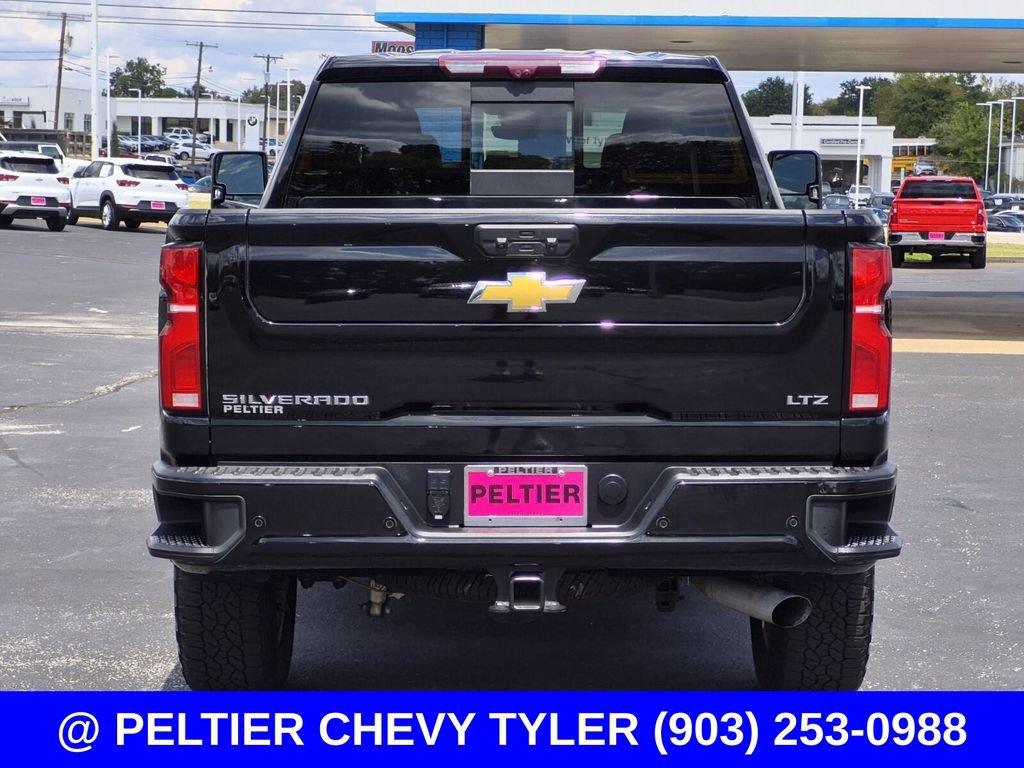 Used 2025 Chevrolet Silverado 2500 LTZ w/ Z71 Chrome Sport Edition AWD/4WD image 5