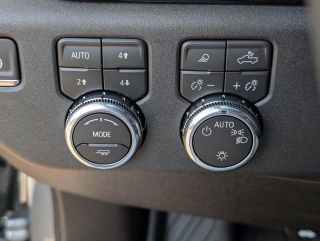 New 2026 GMC Sierra 1500 SLE image 21