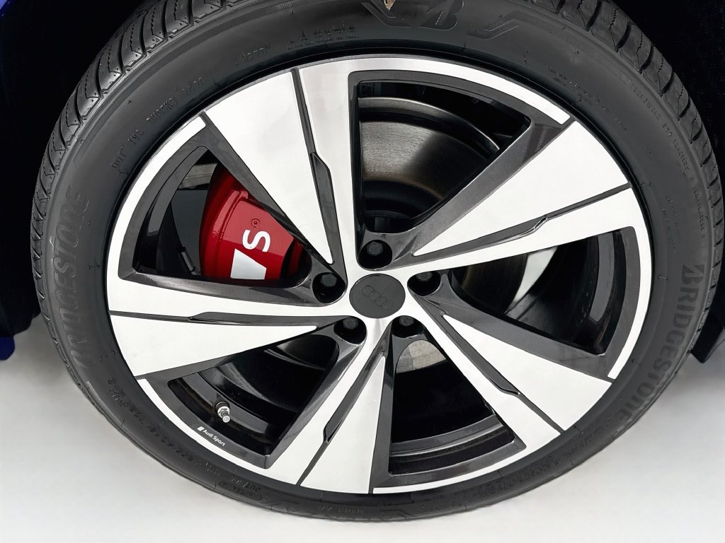 New 2026 Audi SQ5 Premium Plus AWD/4WD image 31