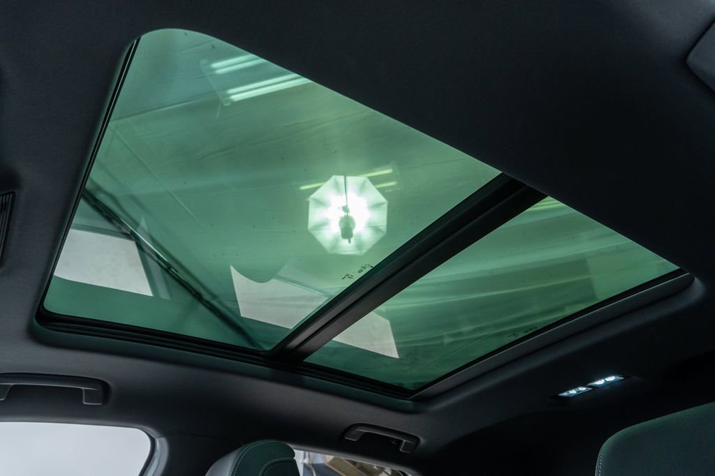 Used 2024 Audi Q4 e-tron Premium Plus w/ Premium Plus image 24