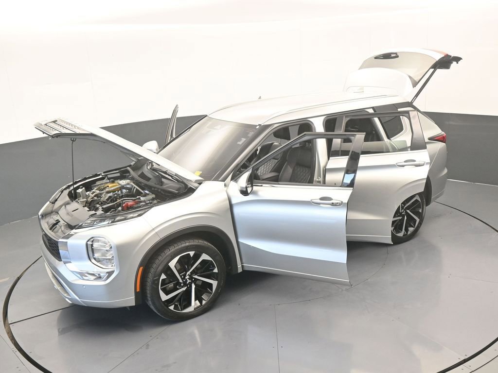 Used 2022 Mitsubishi Outlander SEL image 61