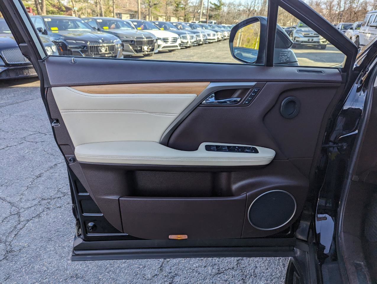 Used 2019 Lexus RX 350 AWD image 11