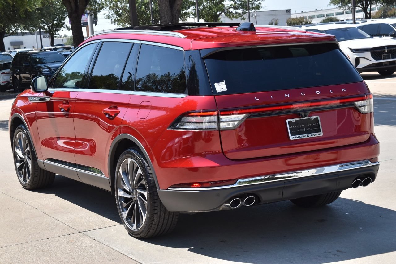 Certified 2026 Lincoln Aviator Reserve AWD/4WD image 10