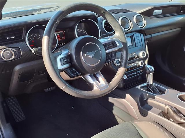 Used 2021 Ford Mustang Coupe image 33