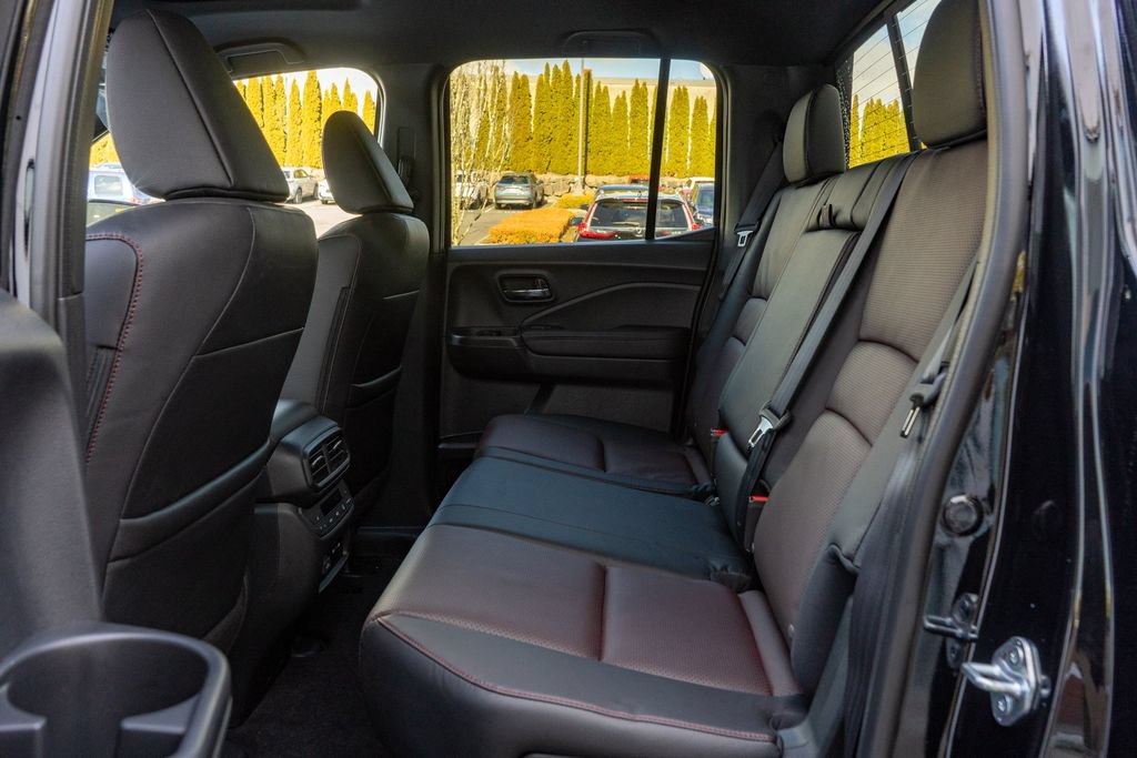 New 2026 Honda Ridgeline Black Edition image 13