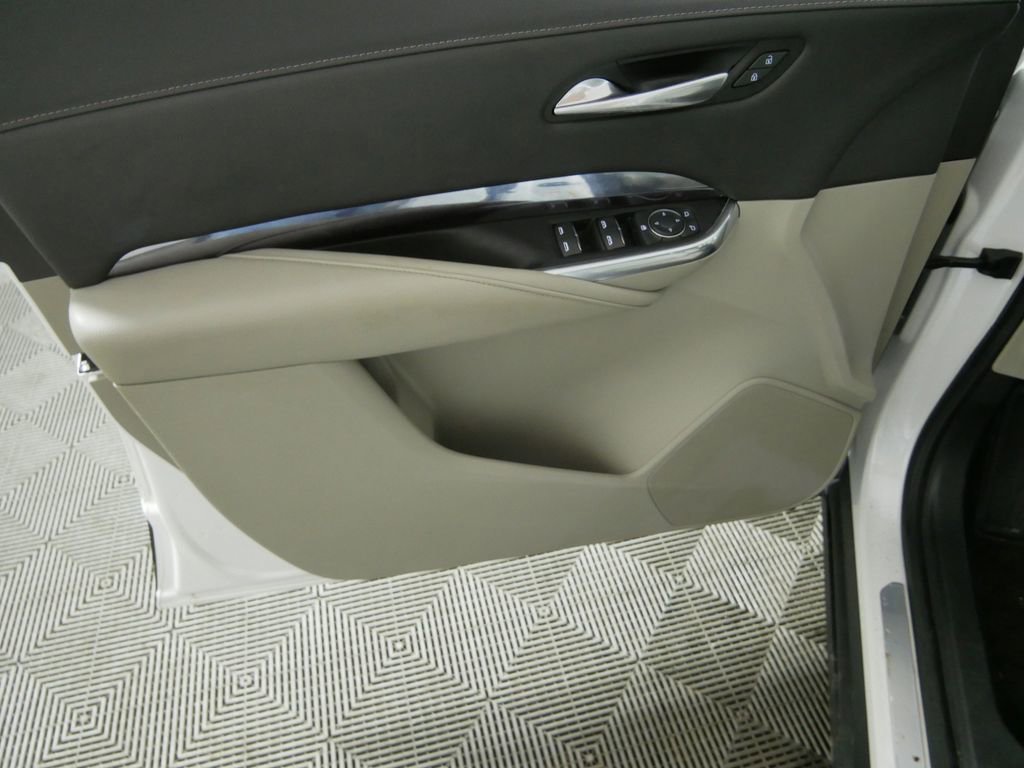 Used 2020 Cadillac XT4 Luxury image 13