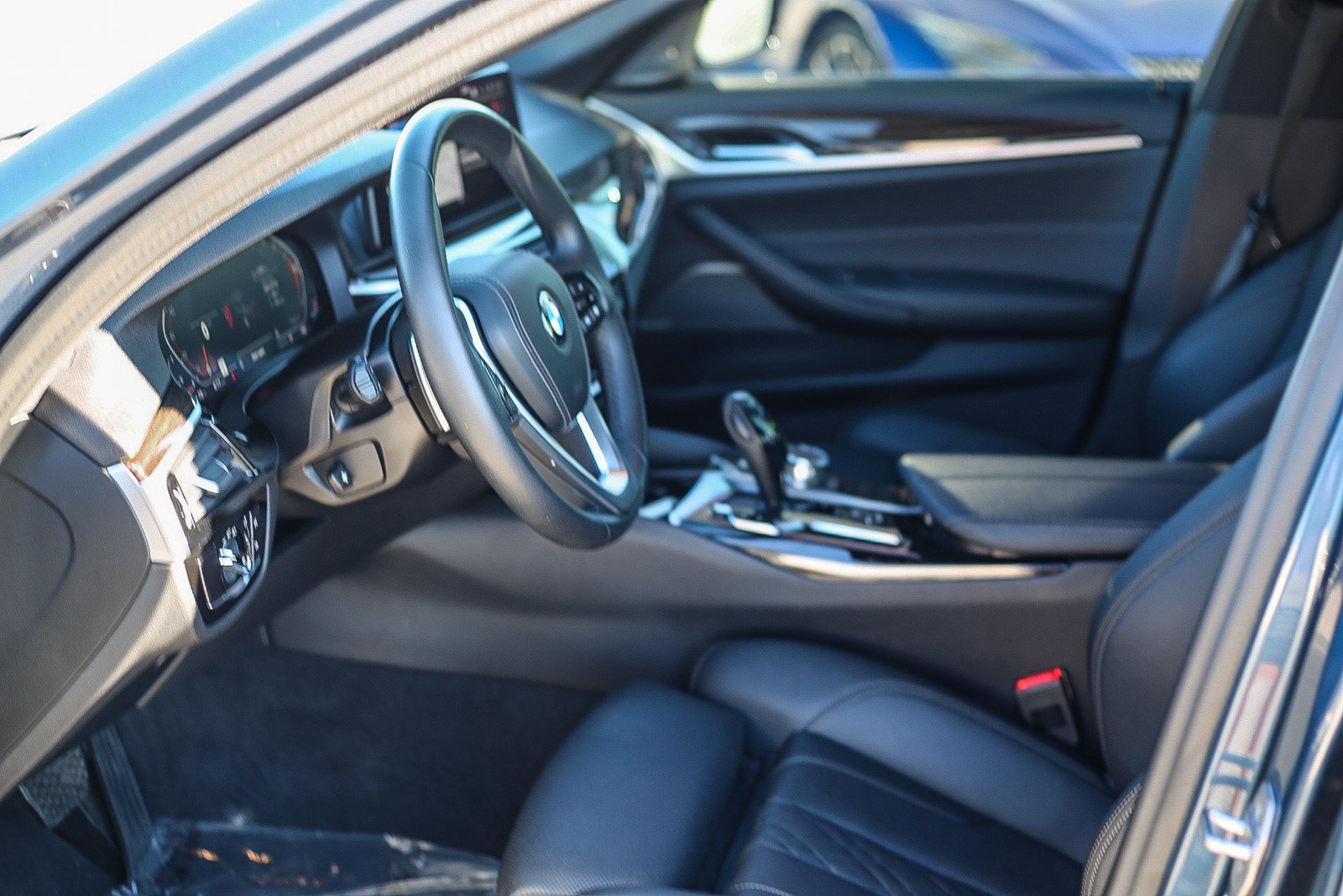 Used 2023 BMW 540i w/ Premium Package RWD image 19