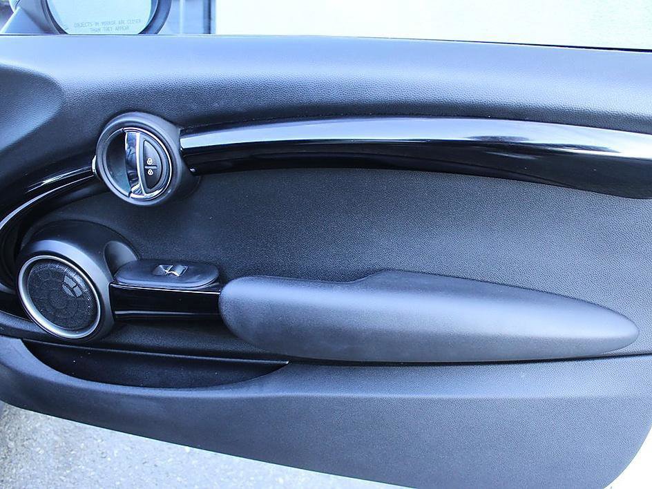 Used 2015 MINI Cooper S FWD image 14