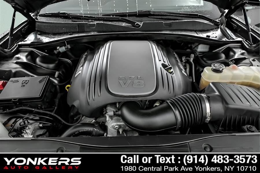 Used 2021 Dodge Charger R/T w/ Blacktop Package image 5