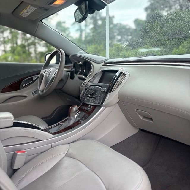 Used 2013 Buick LaCrosse Touring FWD image 15