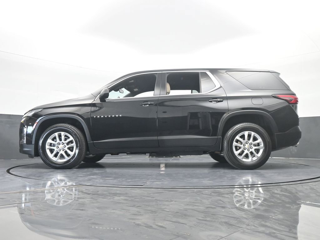 Used 2023 Chevrolet Traverse LS image 55