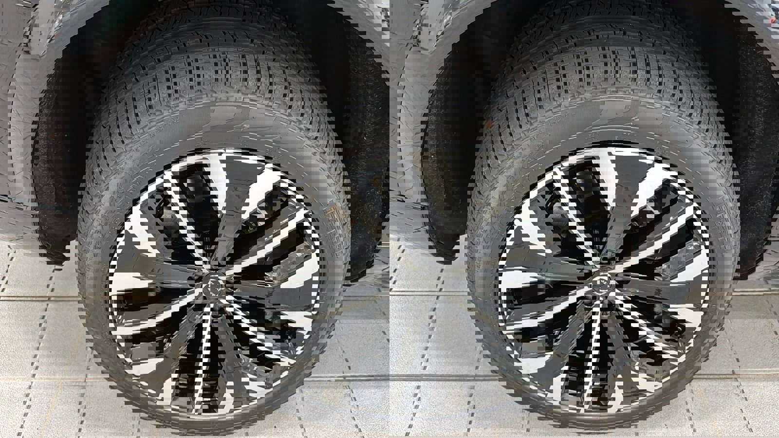 New 2026 Volvo XC90 B6 Ultra image 32