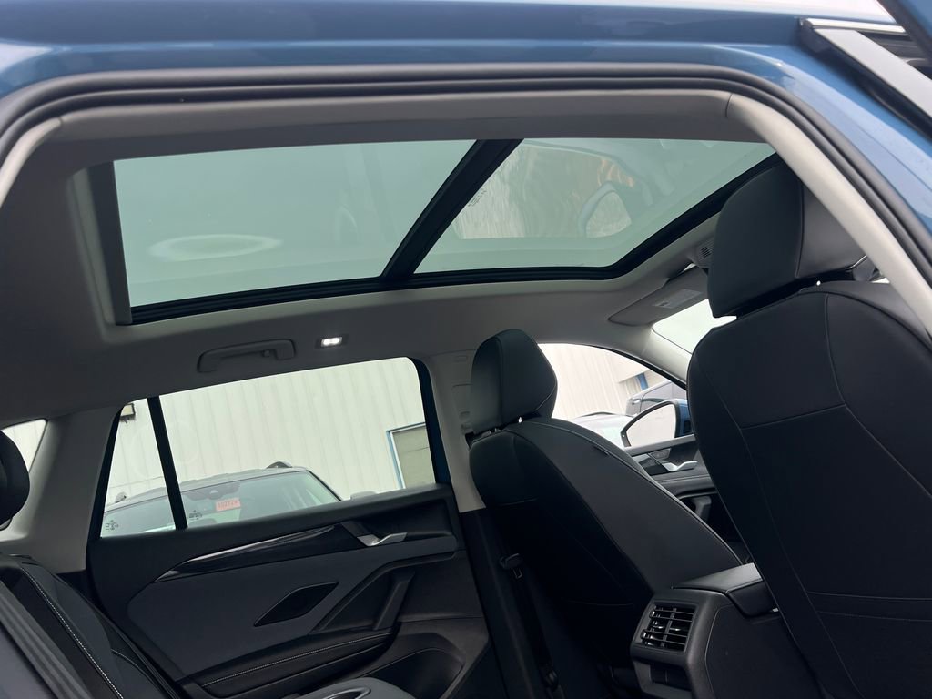 New 2026 Volkswagen Tiguan SE AWD/4WD image 11