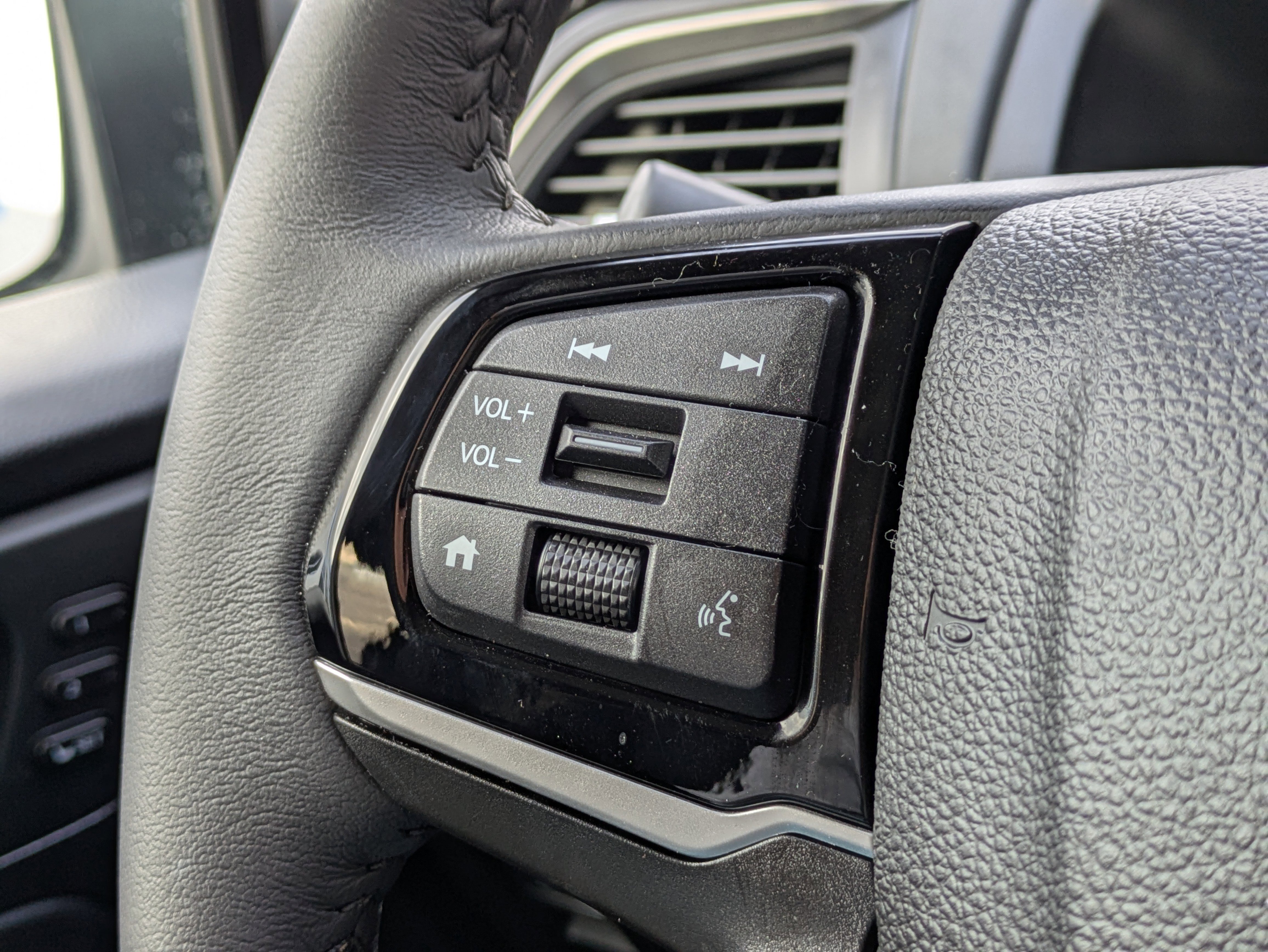 Certified 2026 Honda Odyssey EX-L image 36