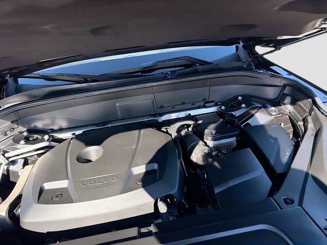 Used 2017 Volvo XC90 T6 Momentum w/ Vision Package image 31