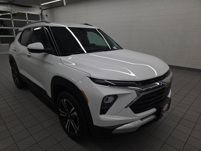 New 2025 Chevrolet TrailBlazer LT w/ Convenience Package