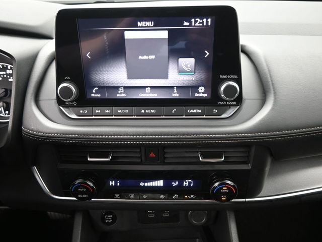 Used 2025 Nissan Rogue SV AWD/4WD image 4