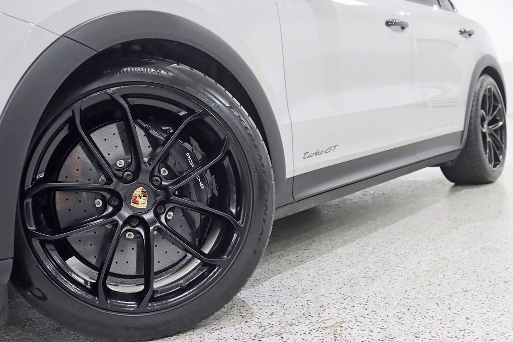 Used 2024 Porsche Cayenne Turbo GT AWD/4WD image 4