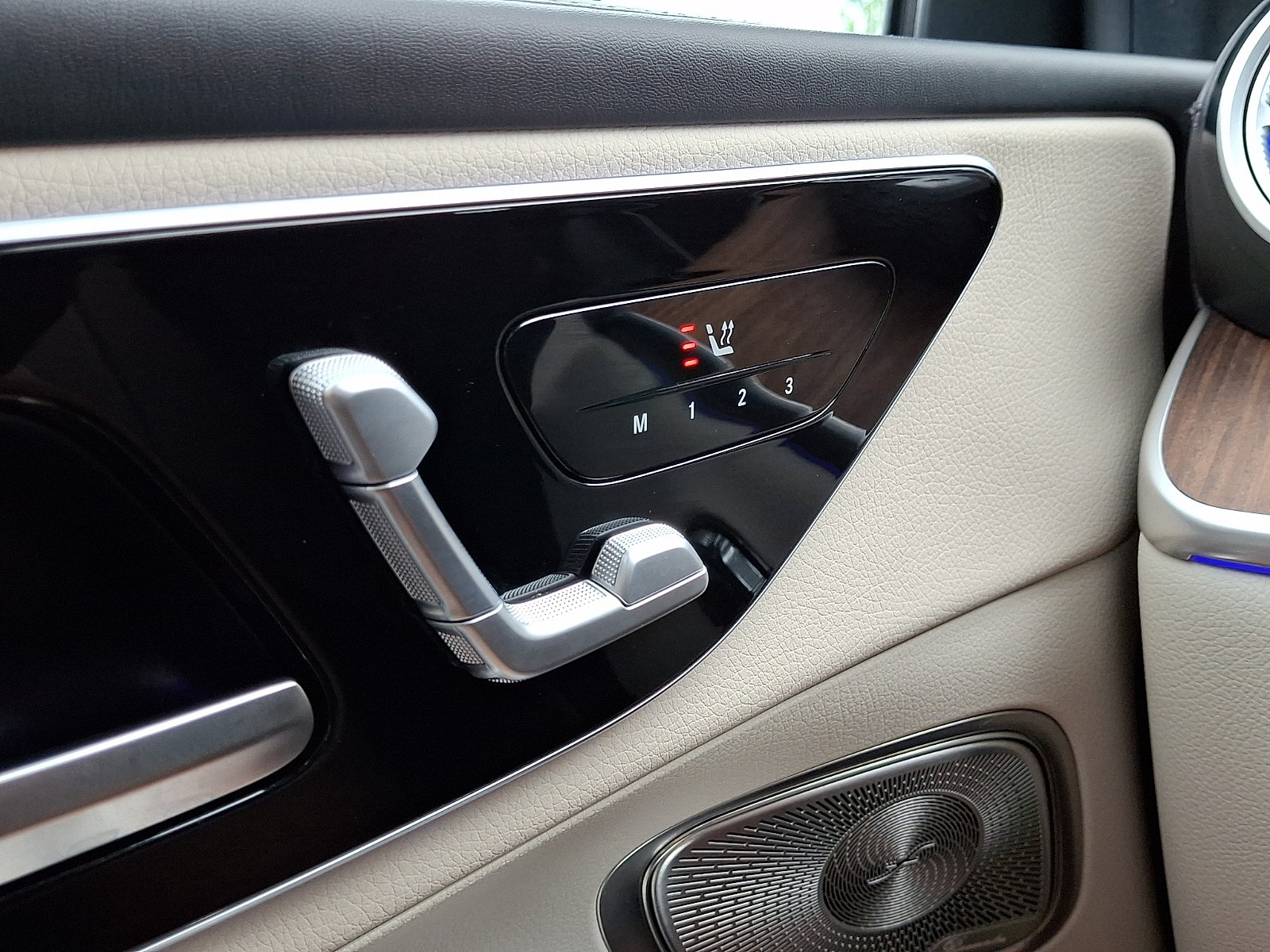 Certified 2023 Mercedes-Benz GLC 300 4MATIC image 24