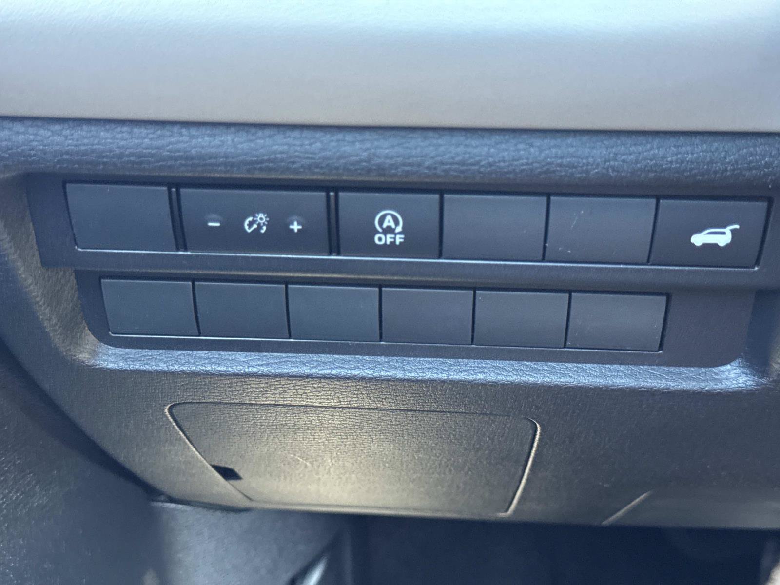 New 2026 Mitsubishi Outlander SE FWD image 30