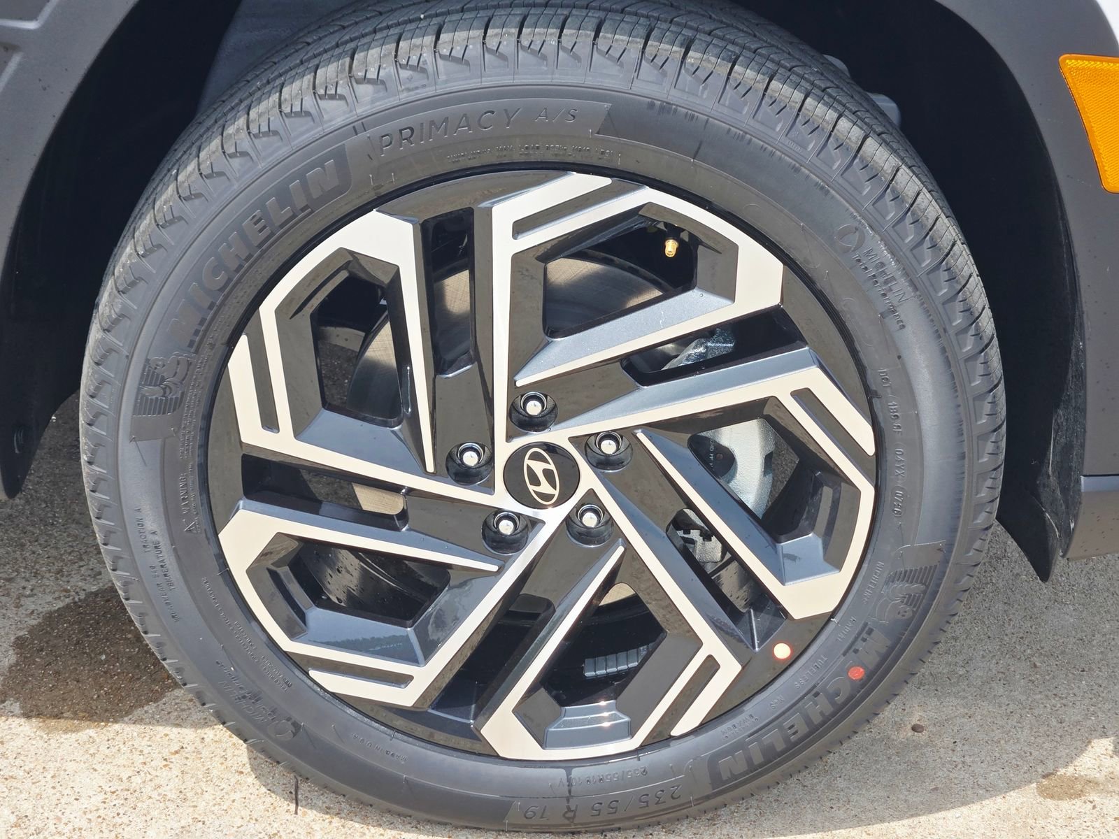 New 2026 Hyundai Tucson Limited image 7