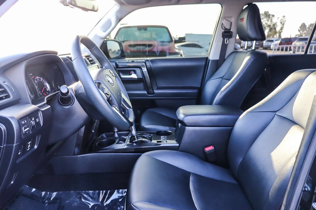 Used 2021 Toyota 4Runner TRD Off-Road Premium w/ Moonroof Package AWD/4WD image 21