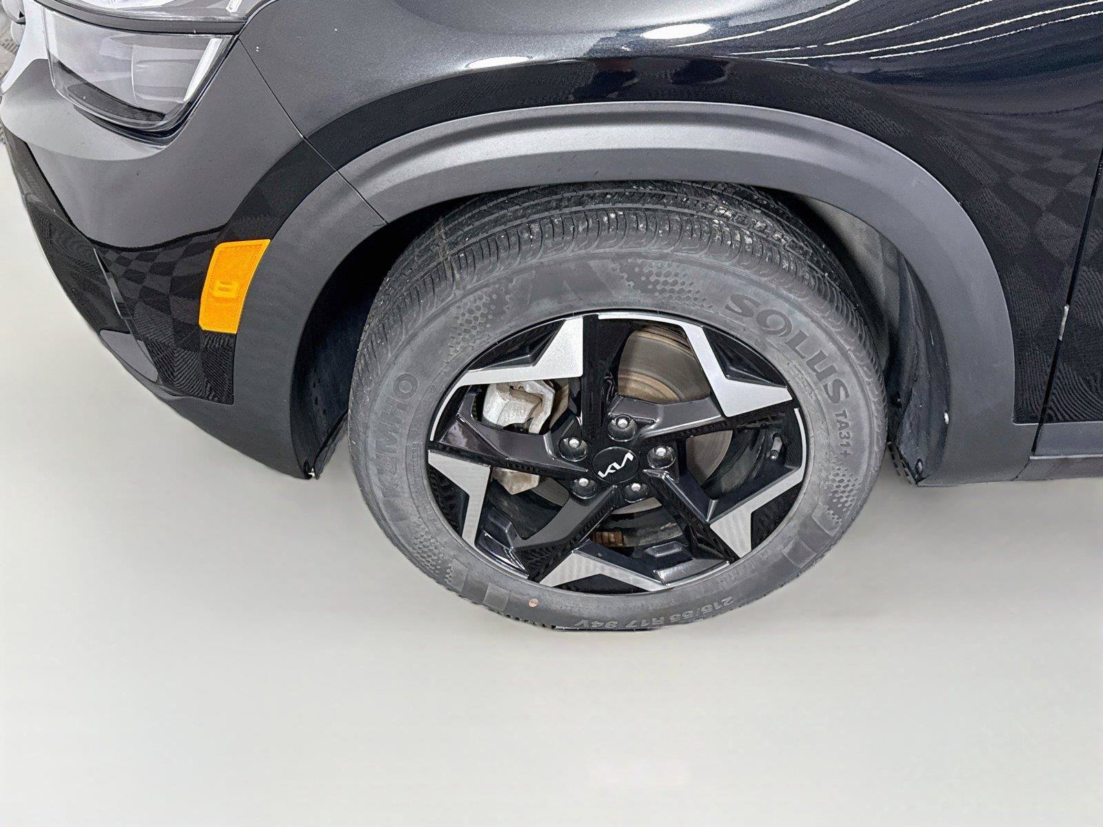 Used 2024 Kia Seltos EX AWD/4WD image 24