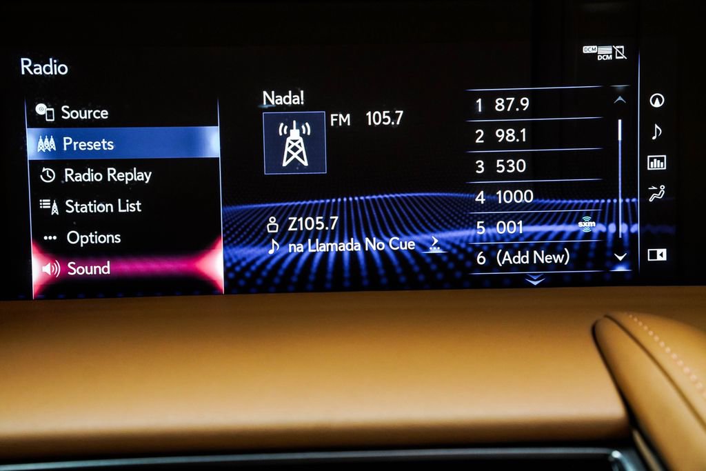 Used 2018 Lexus LC 500 Coupe w/ Sport Package image 28