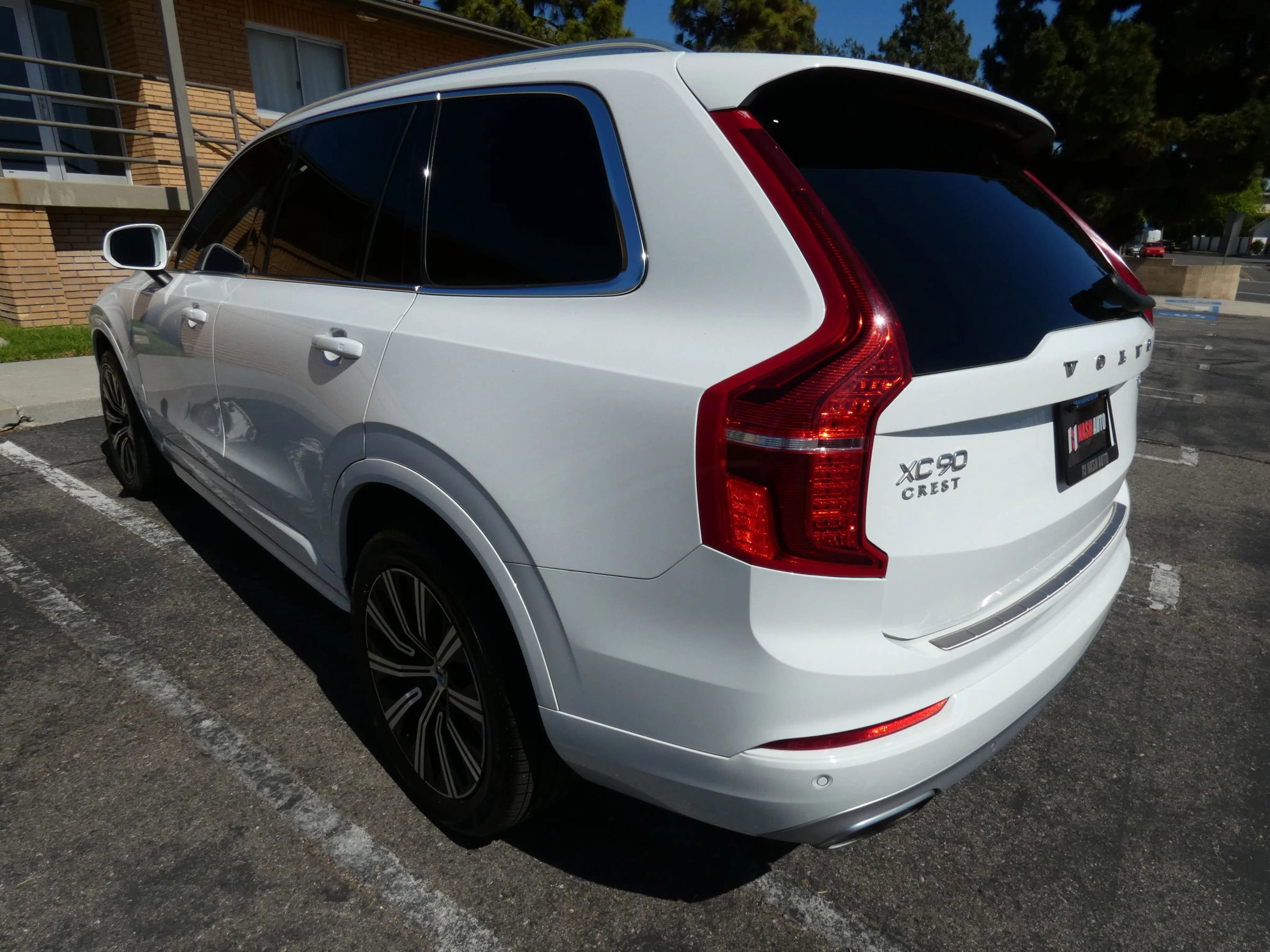 Used 2020 Volvo XC90 T6 Momentum image 12