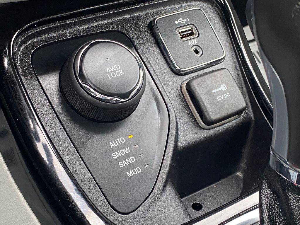 Used 2021 Jeep Compass Limited image 22