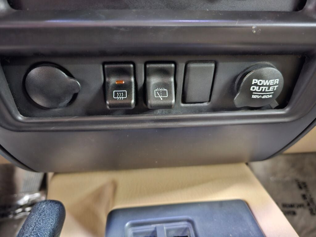 Used 1999 Jeep Cherokee Sport AWD/4WD image 23