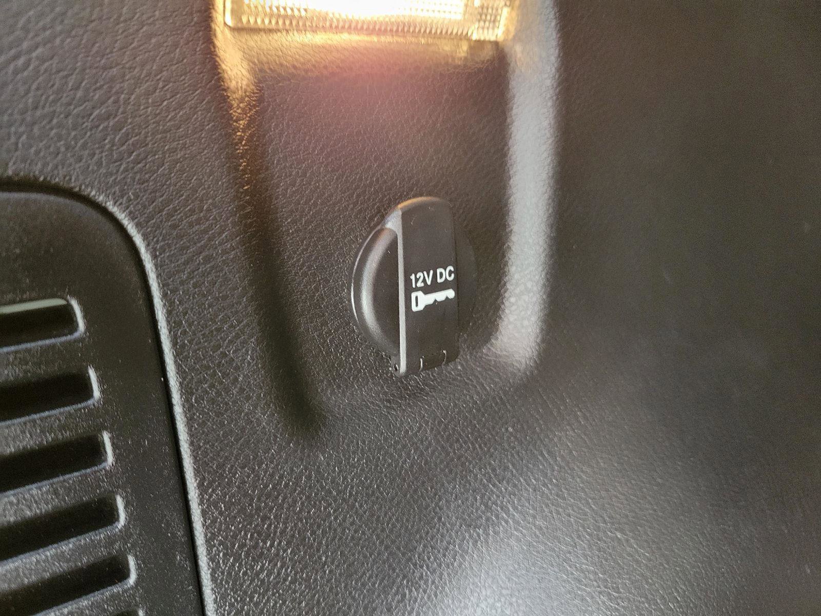 Used 2017 Jeep Renegade Altitude image 28