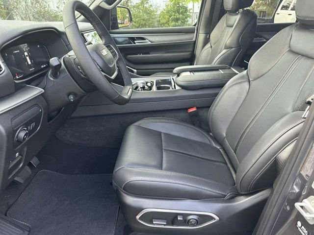 New 2025 Jeep Wagoneer Series II image 9