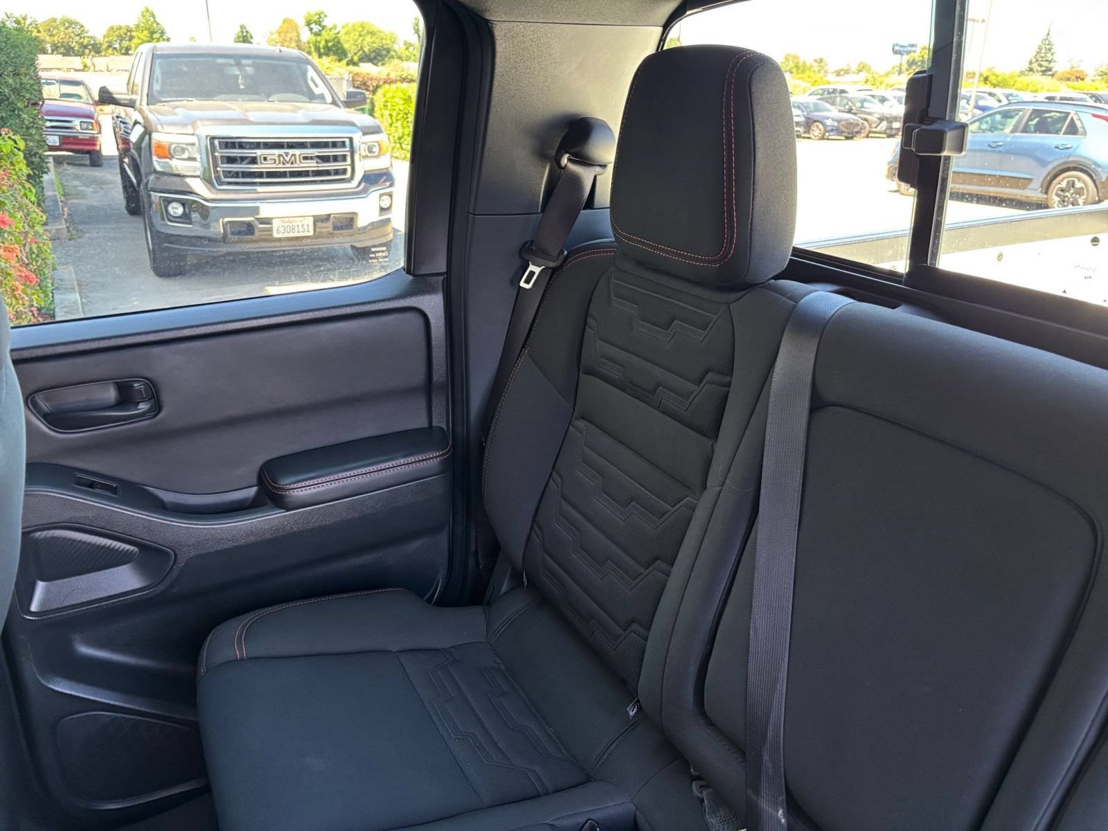 Used 2026 Nissan Frontier PRO-4X AWD/4WD image 36
