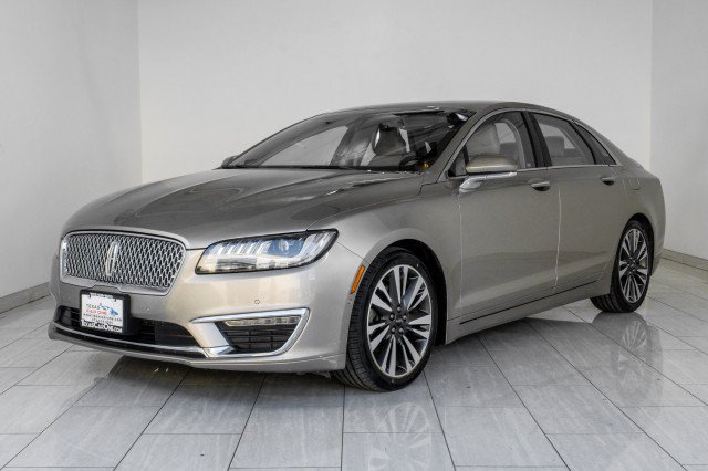Used 2019 Lincoln MKZ Reserve FWD image 4