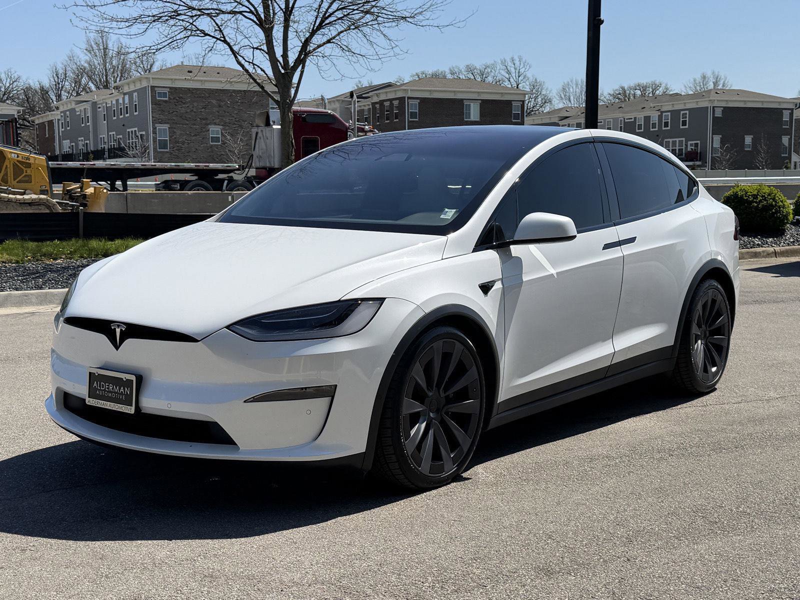 Used 2022 Tesla Model X Plaid image 58