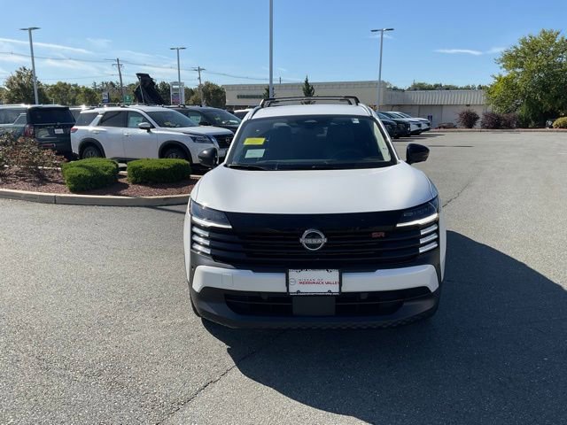 New 2026 Nissan Kicks SR w/ Cold Weather Package image 2