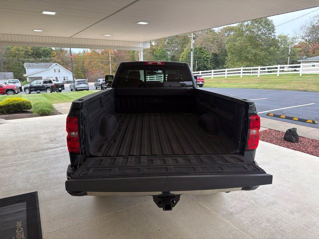 Used 2018 Chevrolet Silverado 2500 LT w/ All Star Edition AWD/4WD image 9