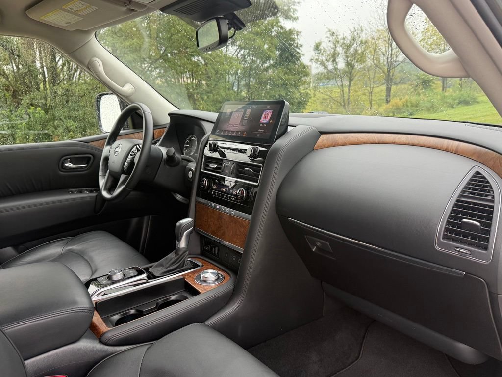 Used 2023 Nissan Armada SL w/ Cargo Package AWD/4WD image 27