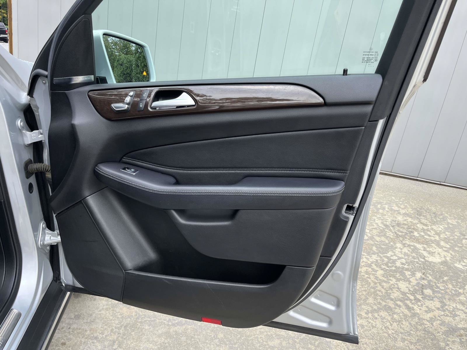 Used 2018 Mercedes-Benz GLE 350 4MATIC image 50