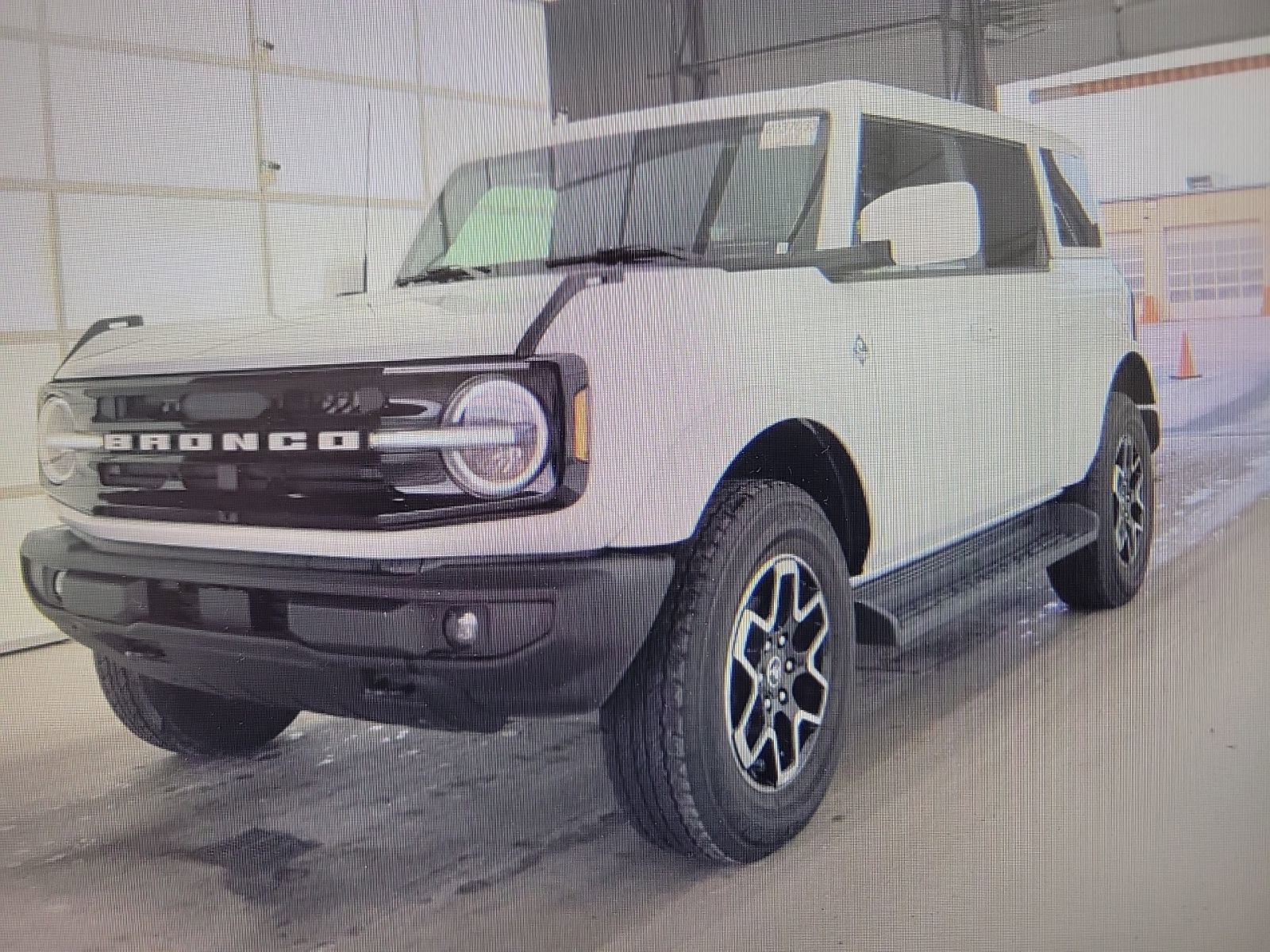 Used 2025 Ford Bronco Outer Banks video 1