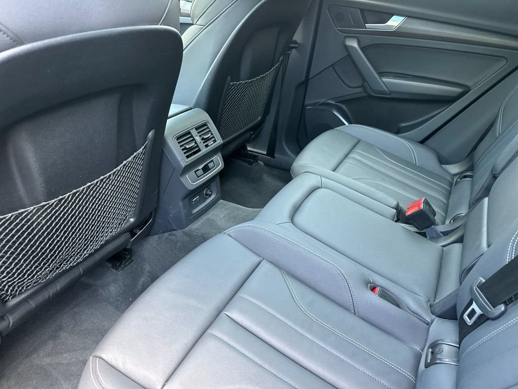 Certified 2023 Audi Q5 e Premium w/ Convenience Package AWD/4WD image 15