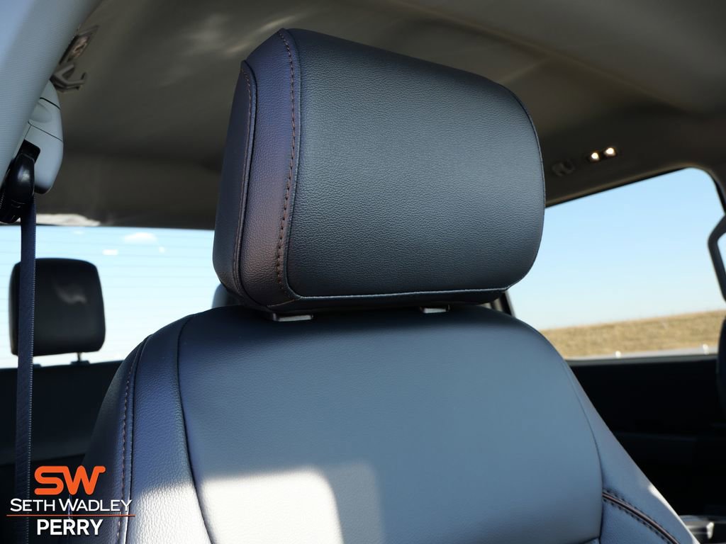 New 2026 Ford F250 Lariat w/ FX4 Off-Road Package image 16